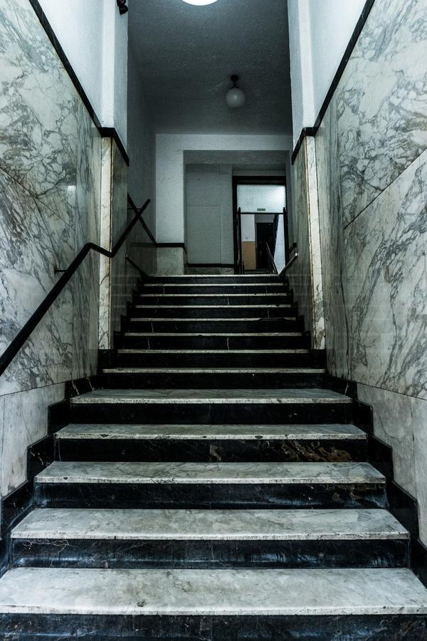 Supreme Palace Cube Belgrado Esterno foto